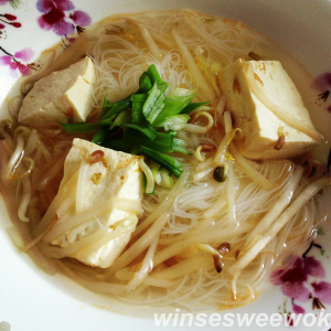 tofu beansprout soup